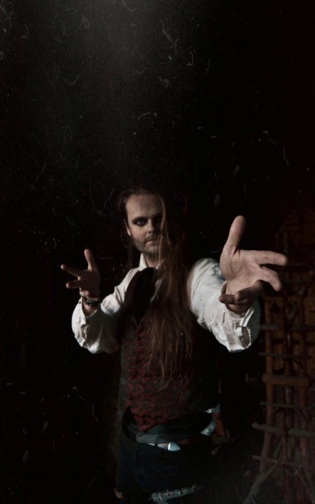 Dennis Schwark - Gesang, Texte